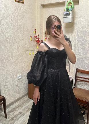 Випускна сукня