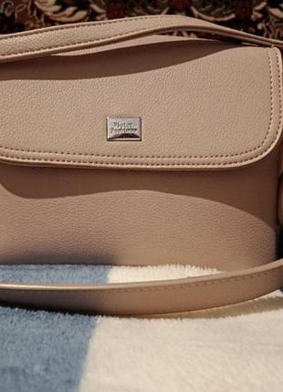 Сумочка! з довгим та коротшим рімушком! в ідеальному стані!