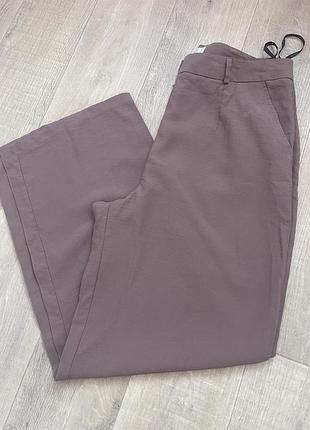 Жіночі штани палаццо