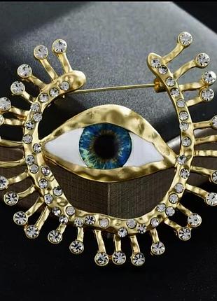 Шикарна брошка в стилі скіапареллі