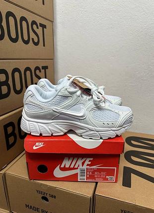 Кроссовки nike v5 rnr white