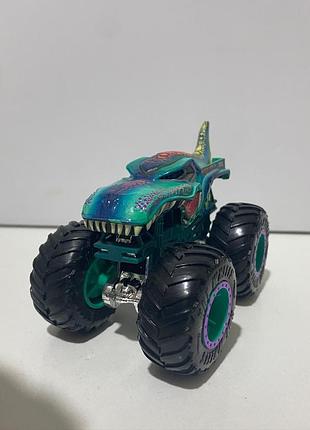 Monster truck 4