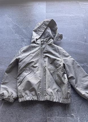 Вітровка  h&m в ідеалі. знімається капюшон.