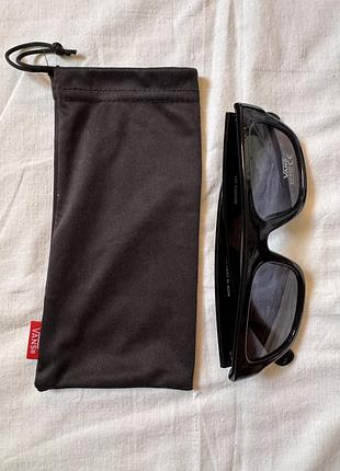 Окуляри vans чорні сонцезахисні uv 400