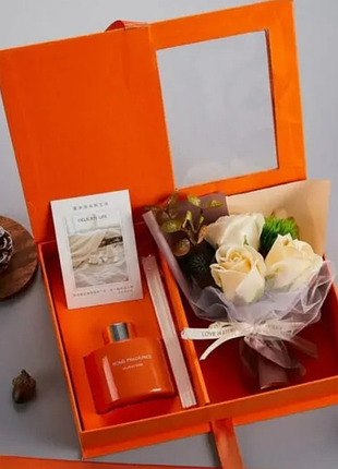 Подарунковий набір помаранчевий: букет + аромасвічка