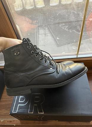 Чоловічі чоботи