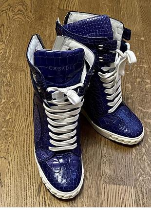 Снікерси casadei