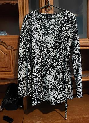 Нарядная блузка р. 54-56