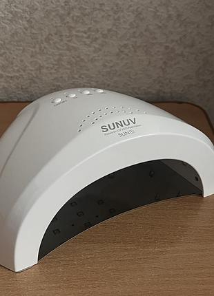 Лампа для нігтів