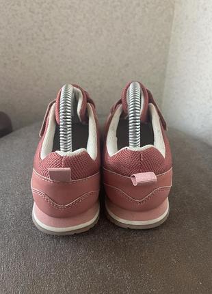 Кросівки легкі 7