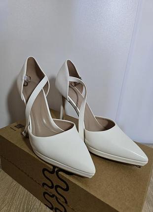 Туфли белые свадебные 39р