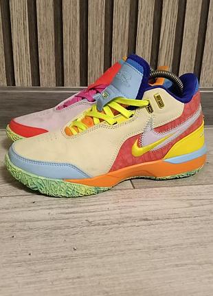 Кроссовки nike lebron nxt gen.