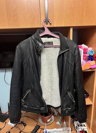 Утеплена куртка