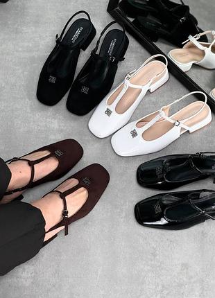 Відкриті туфлі