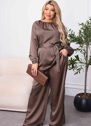 Костюм брючний