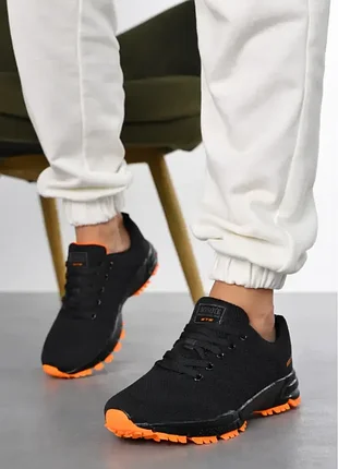 Кроссовки женские