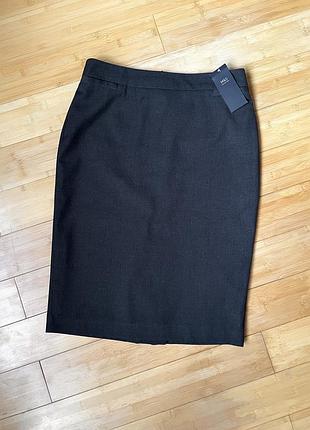 Елегантна графітова спідниця-олівець