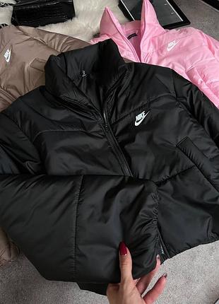 Стильна куртка під бренд