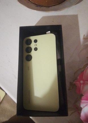 Продам телефон, новый войлок! подойдет под подарок ребенку