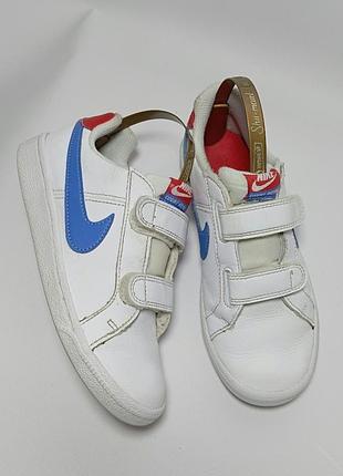 Кросівки nike , білі , шкіряні
