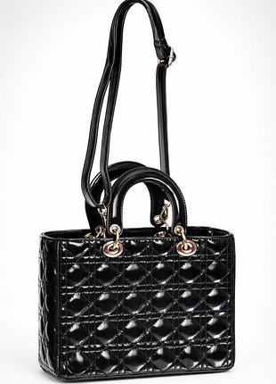 Универсальная элегантная черная лакированная сумка в идеальном состоянии