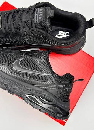 Nike zoom winflo all black 4