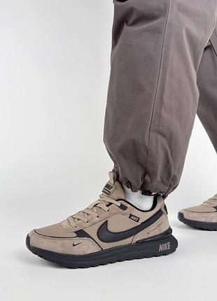 Nike renew brown black 8