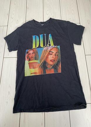 Чорна футболка dua lipa