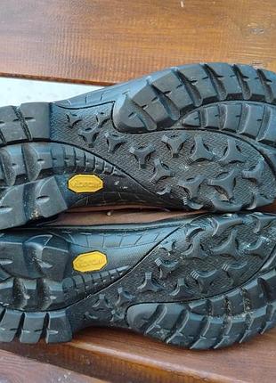 Кроссовки vibram 5