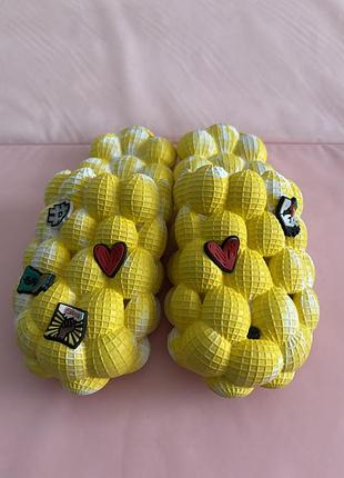 Пухирчасті капці  (bubble slides) щльопанці