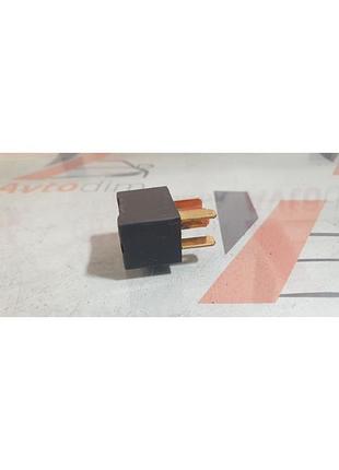 Реле кондиционера дефект g8hlh71 subaru legacy outback 2008-2012