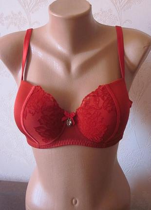 Бюстгальтер intimissimi 85c