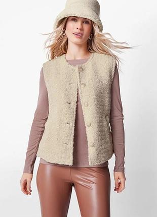 Жіночий жилет тедді безрукавка жилетка шерпа esmara xs, s, m молочний