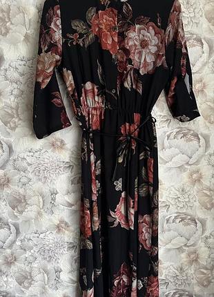 Чудова сукня міді,шифон ,розмір м