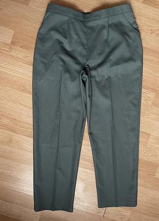 Брюки офісні класичні 50 і 52 розмір