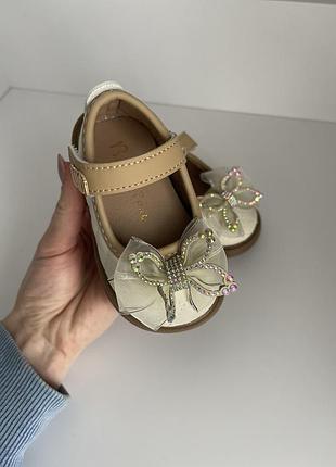 Туфельки дитячі