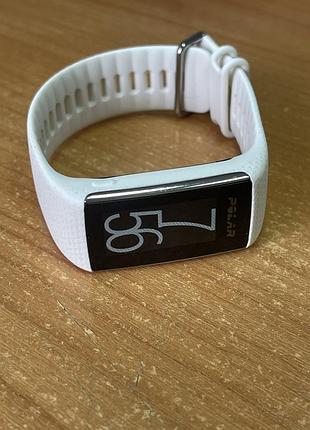 Продам фітнес годинник polar a370