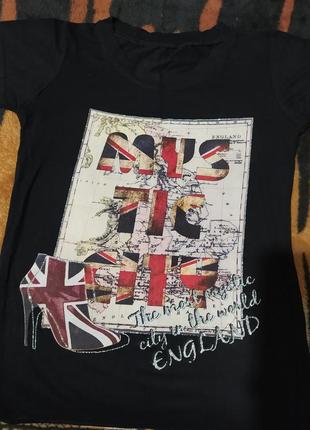 Женская футболка з принтом