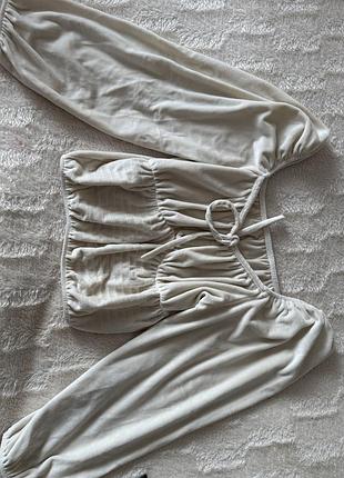 Велюрова кофтинка на весну