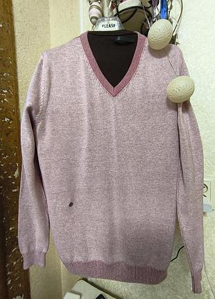 Интересный джемпер,стиль кэжуал