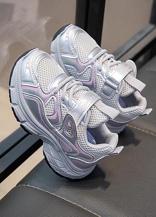 Кросівки дитячі