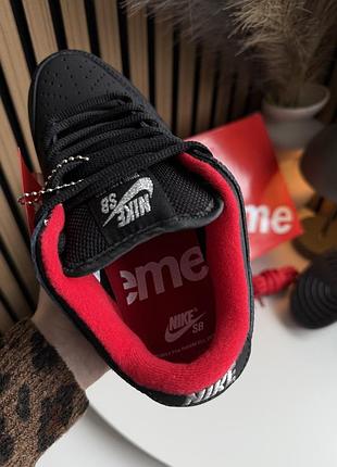 Nike sb dunk x supreme 3