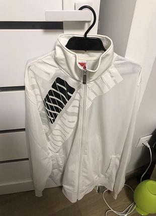 Чоловіча олімпійка фірми пума розмір хл-ххл