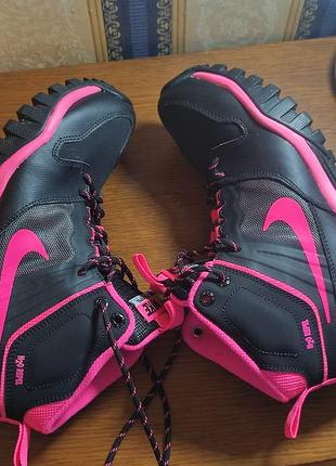 Кросівки nike, розмір 39, устілка 25,5.