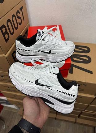 Кроссовки nike