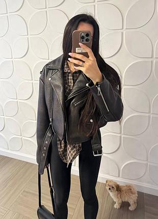 Жіноча вкорочена косуха