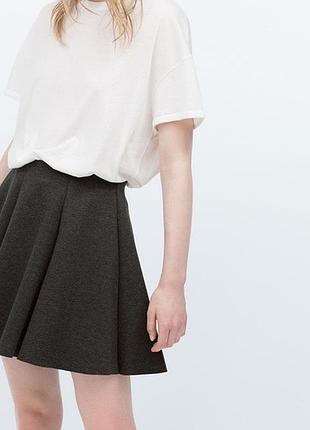 Сіра міні спідниця zara базова 3