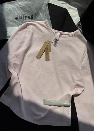 Лонгслів skims в ніжно рожевому кольорі