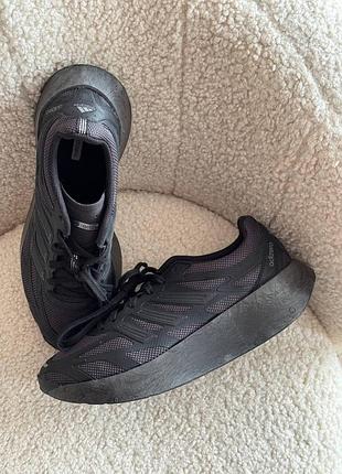 Кросівки adidas adizero aruku