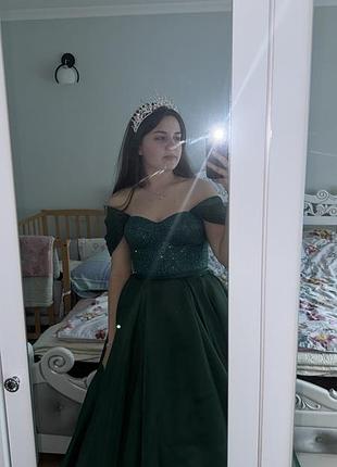 Випускна сукня
